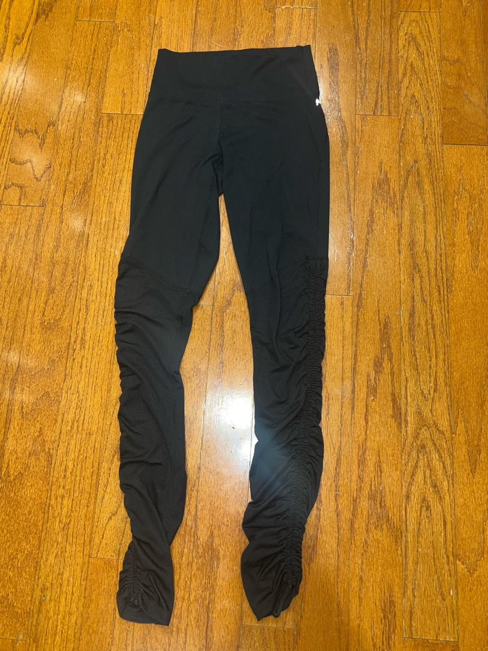 FABLETICS Cashel Ruched Leg Black Buttery Soft Leggings Pants XSmall Purelux